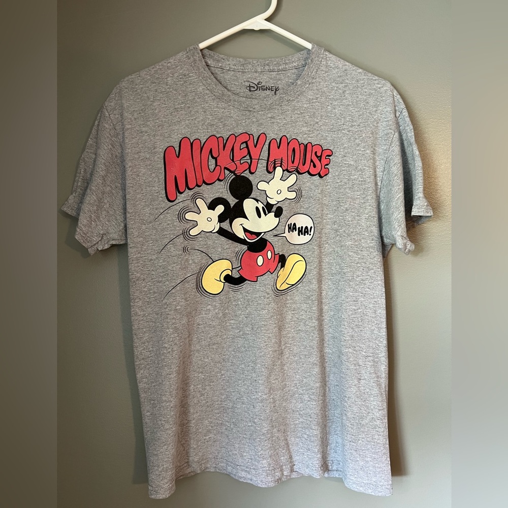 Grey Mickey Mouse Graphic T-Shirt - size (M)
